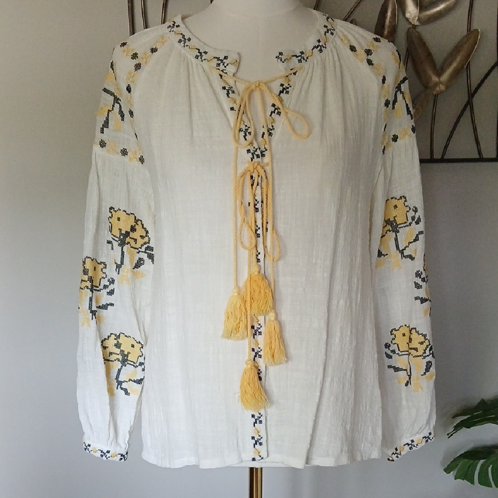 Velzera - White Top with Yellow and Gray Embroidery Detail